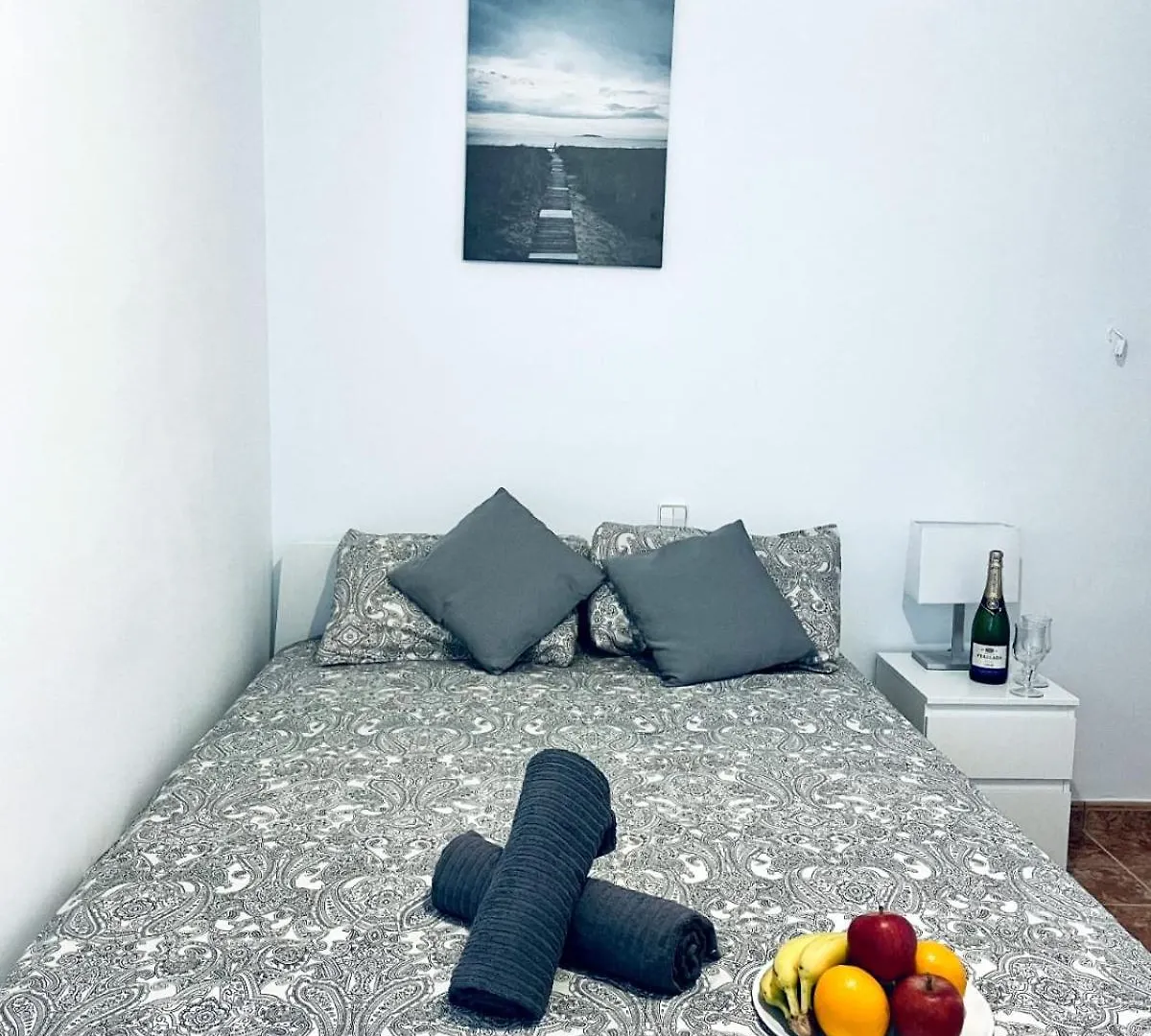 Cardenales Apartment Barcelona