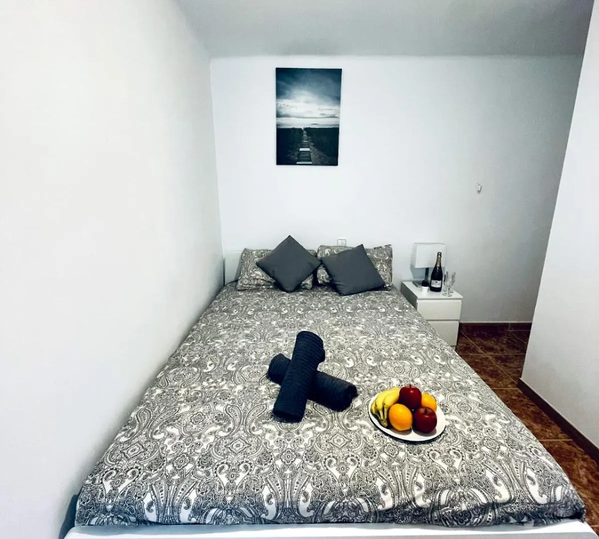 Cardenales Apartment Barcelona