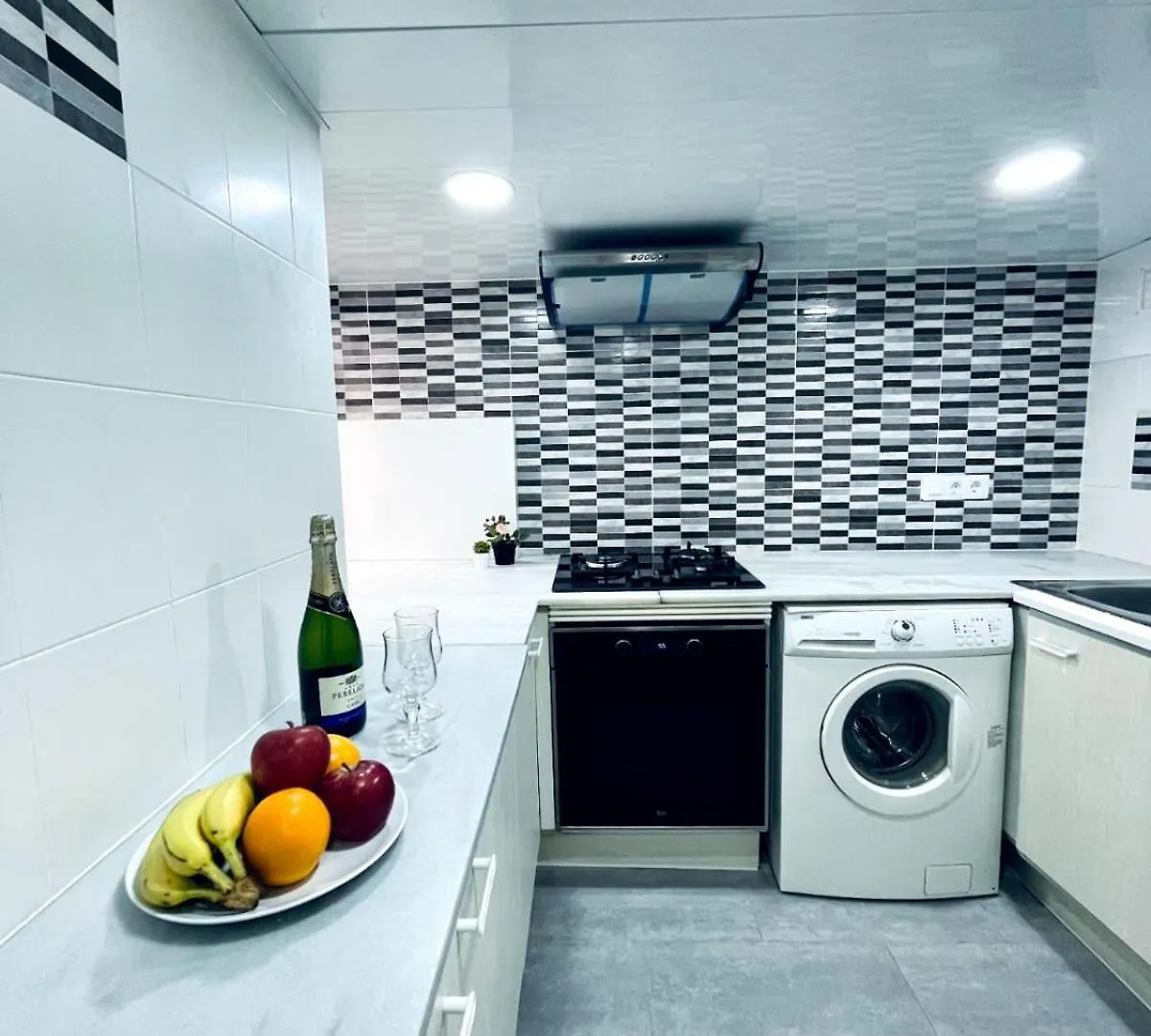 Cardenales Apartment Barcelona 0*,