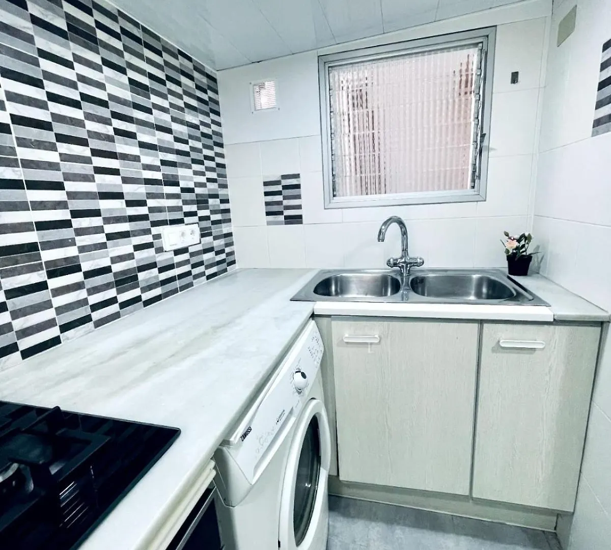 Cardenales Apartment Barcelona