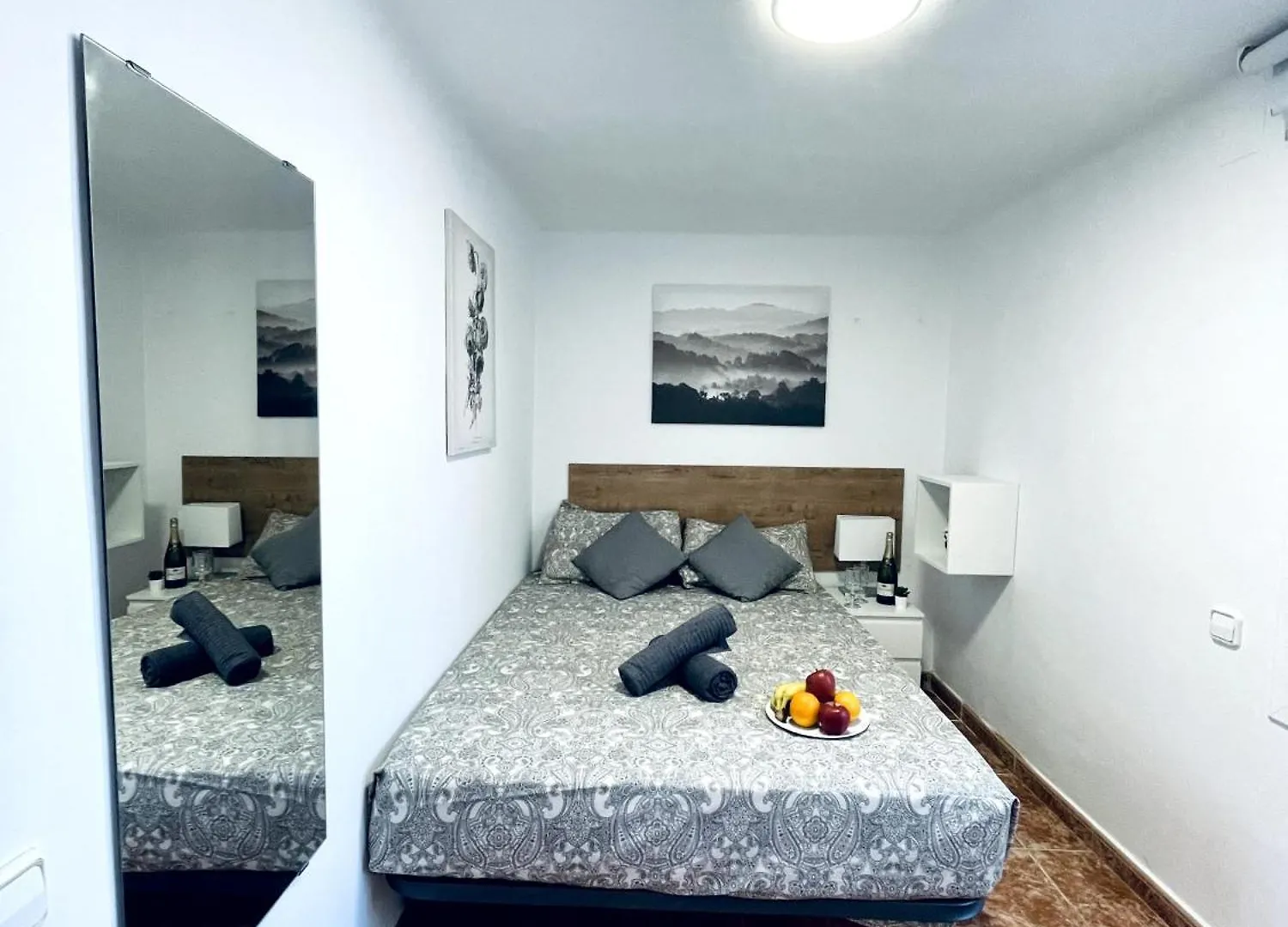 Cardenales Apartment Barcelona Spain